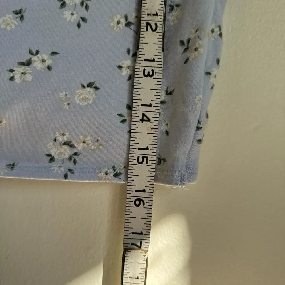 Hollister XS Baby Tee Wrap Top Floral Blue